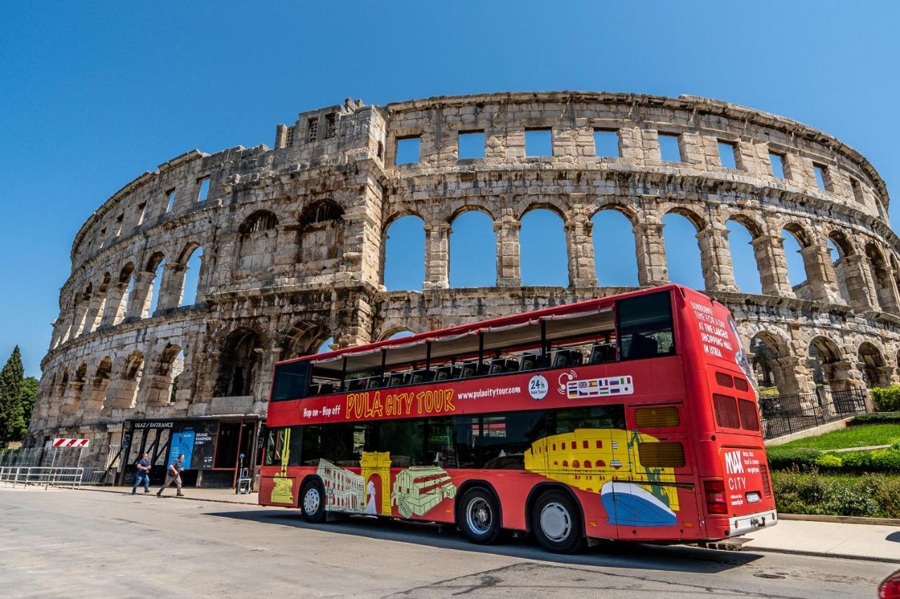 Villa Twins Markovic Pula Exteriér fotografie